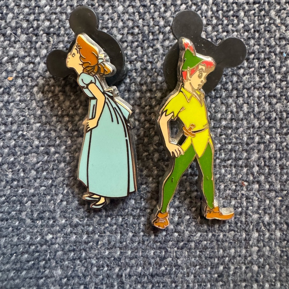Peter Pan and Wendy Disney Pins